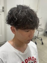 フィフス 名駅(fifth)&nbsp;再現性高い波巻きスパイラルパーマ×刈り上げマッシュ