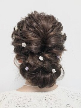 コトナ(kotona) シニヨンヘアセット結婚式ヘアセット卒業式ヘアセットお呼ばれ