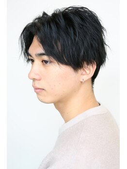 クロスオーバー(Cross Over)の写真/経験豊富なスタイリストが理想のスタイルをご提案!ビジネスからカジュアル・トレンドまでお任せ下さい◎