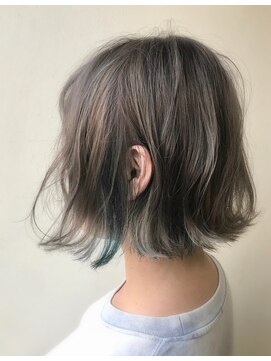 セルカ 高田馬場(CERCA) フェミニンシルバーグレージュ&インナーカラー【CERCA高田馬場】