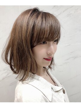 ハリス(Harris) ワンサイドショート/ボブ/ブランジュ/ダブルバンク 表参道/青山