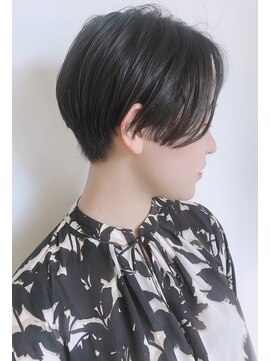 モリオフロムロンドン 原宿本店(morio from London) 【morio 原宿】黒髪　前下がりショート　前髪なし