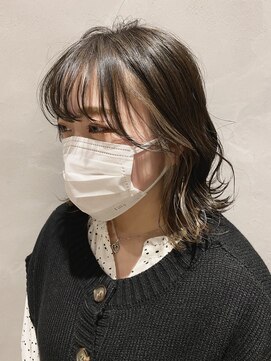 ヘアラウンジ アングゥ(hair lounge ungu) インナーシルバー