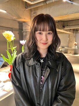 リール(rire) デザインカラーレイヤーカットウェットヘア夏オリーブベージュ