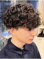 レタッチ バイ フィフス 天神大名(RETOUCH by fifth)&nbsp;プードルパーマハードスパイラルパーママッシュメンズパーマ束感