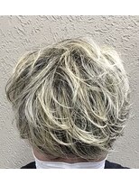 オッジヘアー(Oggi Hair) ブロンドマッシュ10月