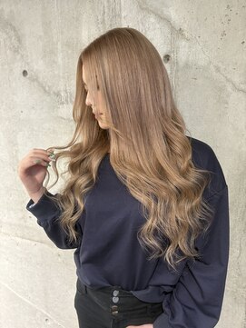 ガルボ ヘアー(garbo hair) プルエクステ 10代 20代 ミルクティーベージュ ハイトーン