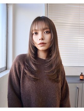 229 レイヤーカット/オリーブベージュ/ブリーチ無しカラー