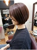 ウィービングカラーコーラルピンクショートボブ