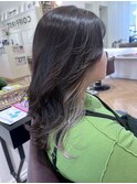 インナーカラー×ホワイトベージュ