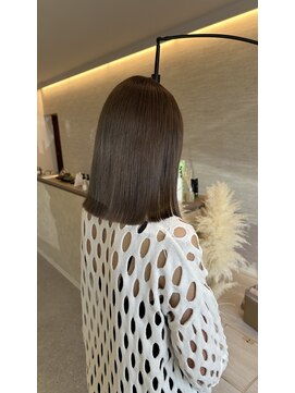 サロンドディバース(Salon de DIVERSE) 切りっぱなし×グレージュ