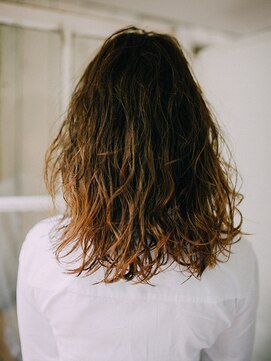 アジュール 倉敷店(Azule) Azuｌe/ゆるふわパーマ/ベージュ