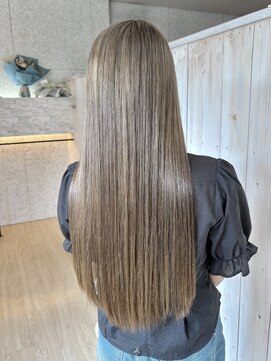 ルアナ(Luana.) 【　倉敷/中島/ Luana.  】グレージュカラー