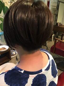 リプル(Ripple) 刈り上げボブ