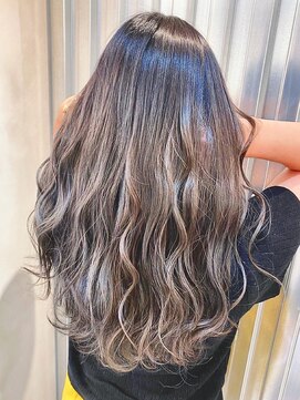 ジーナ 池袋(Zina) ＃イルミナ#アディクシー#デザインカラー