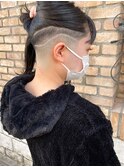 【roijir 山岸】スキンフェード女子 刈り上げ女子　外はねミディ