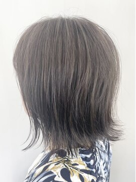 ビルド(build) 【垢抜け】グレージュカラー×切りっぱなしボブ/新越谷 南越谷