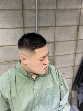 ミナミ(MINAMI) スキンフェードボウズスタイル