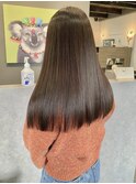 エギョモリ刈り上げボブこなれヘアーバニラベージュカシスレッド