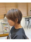 白髪ぼかしハイライトショートボブ