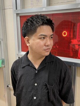 メリケンバーバーショップ トーキョー(MERICAN BARBERSHOP TYO) BURG 【テーパーフェード/アップバングショート】