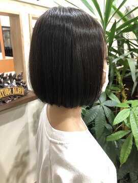 リノアバイフェリア(LINO’A by felia) 乾かすだけでまとまる地毛風ストレート◎