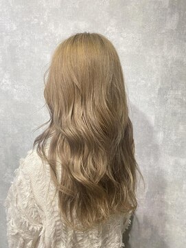 ダリー 新さっぽろ店(Dali) ミルクティーベージュ