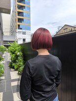 オラ ボーテ(Aura Beaute)&nbsp;ハイライトレッドツルサラ艶々ストレートボブ