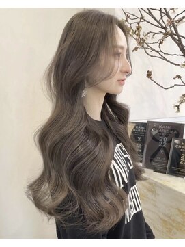 ディモアンド 表参道(Dimo&) 透明感カラー/イメチェン/ホワイトブロンド/外ハネボブ/美髪