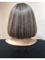 ルーシー(LUCY)&nbsp;ショートボブ×バレイヤージュグレージュカラー