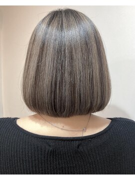 ルーシー(LUCY) ショートボブ×バレイヤージュグレージュカラー