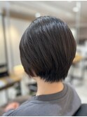 ショートボブ