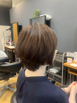 アルター(aL ter) ひし形ショートボブ［くびれヘア/ハイライトカラー］長野歌穂