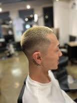 ワンワンオー バーバーショップ 長浜店(@110 BARBER SHOP)&nbsp;唯一無二の存在感。ブリーチ×フェード