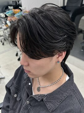 フィフス 栄(fifth) 名古屋栄フェザーパーマフェザーショート韓国ヘアセンターパート