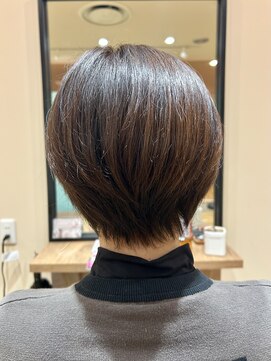 アンディヘア アオキジマ(ANDY HAIR aokijima) 清潔感のあるすこやかショート