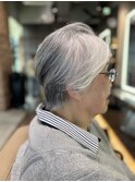 ショートボブ
