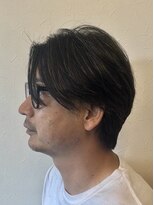 フリー(FREE) 刈り上げないセンターパートメンズカット