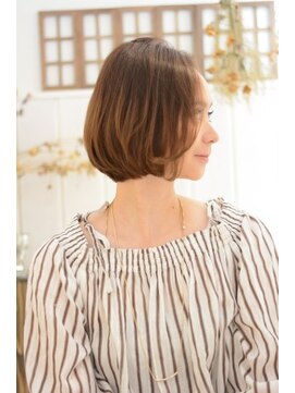 ネオリーブ クタ 町田店(Neolive kuta) 30代４０代向けボブ【町田/町田駅/JR町田駅】