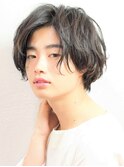 ショートパーマ/グレージュカラー/前髪なしショート/30代