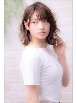 ソア 武蔵小杉(SOAR) グラデーションカラー&小顔ダブルバングのワンサイドショート