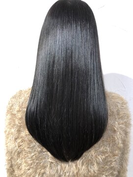 クオーレ(CUORE) ウルサラ髪質改善ストレート