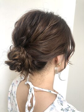 アンテナリンクス (ANTENA LINKS) 低めお団子シニヨン