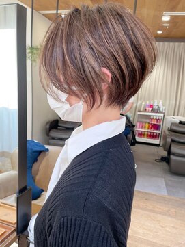 バンプ ギンザ(BUMP GINZA) 30代40代×ハイライト×絶壁解消ショート【安野】