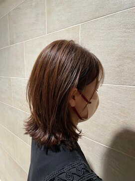 ブロッサム 東中野店 30代40代大人可愛い小顔外ハネボブ/ウルフ/ハイライト