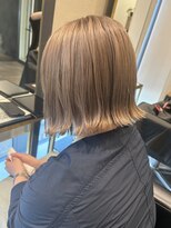 モードケイズ 西宮北口店(MODE K's)&nbsp;ハイトーン　ミルクティーベージュきりっぱなしボブ