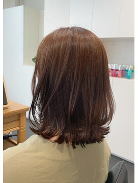 エムプラス 二子玉川(Mplus) 大人可愛いふんわり外ハネ30.40代　夏目サトル