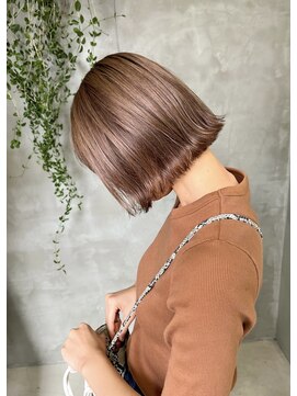 テトヘアー(teto hair) 切りっぱなし外ハネボブ まろやかベージュ