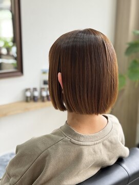 エクーテヘアーラボ(Ecoute Hair lab.) 切りっぱなしボブ
