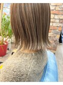 ボブ ハイライト カラー ナチュラルベージュ ハッシュボブ 20代